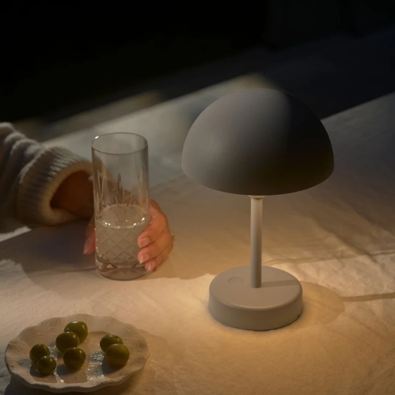 lampka LED na taras ELLEN TO GO