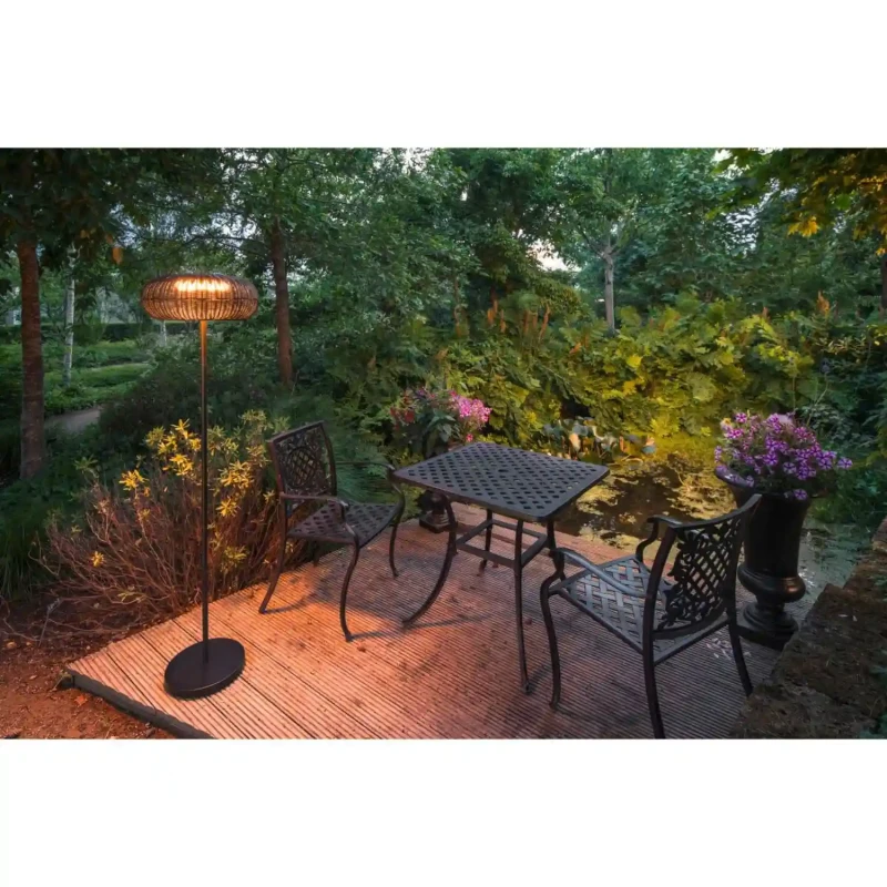 nowoczesna lampa solarna ADEGAN